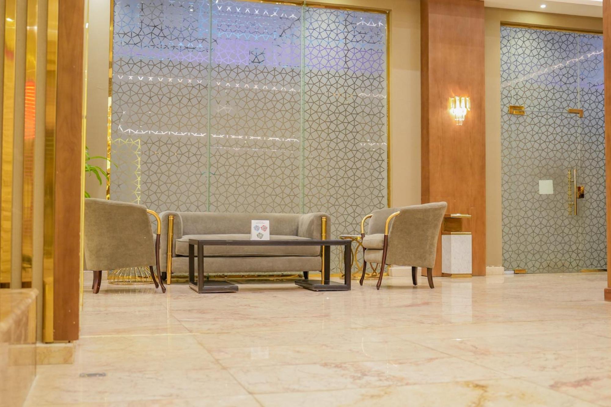 Landmark Hotel Suites Tabuk Eksteriør billede